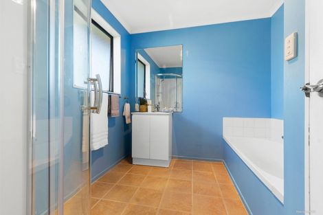 Photo of property in 1 Northridge Terrace, Massey, Auckland, 0614