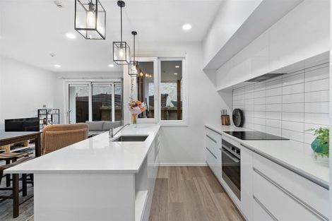 Photo of property in 16/18u George Bullen Lane, Arthurs Point, Queenstown, 9371