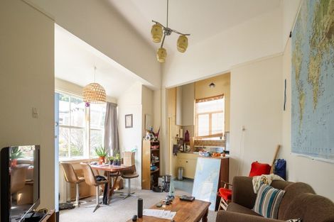 Photo of property in 23 Nairn Street, Mount Cook, Wellington, 6011