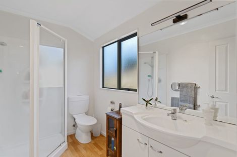 Photo of property in 15a Sandwich Road, St Andrews, Hamilton, 3200