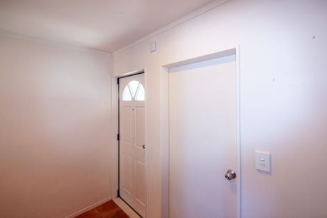 Photo of property in 84a Stewart Drive, Newlands, Wellington, 6037