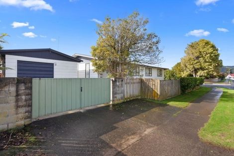 Photo of property in 1 Edgewater Grove, Whakatane, 3120