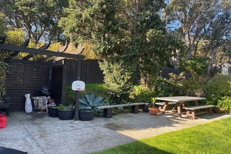 Photo of property in 31 Cavendish Square, Strathmore Park, Wellington, 6022