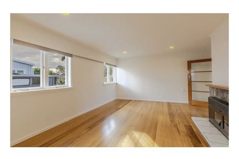 Photo of property in 1/11 Meeanee Quay, Westshore, Napier, 4110