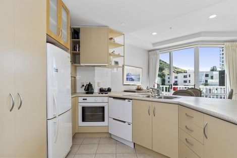 Photo of property in 8/12 Maunganui Road, Mount Maunganui, 3116
