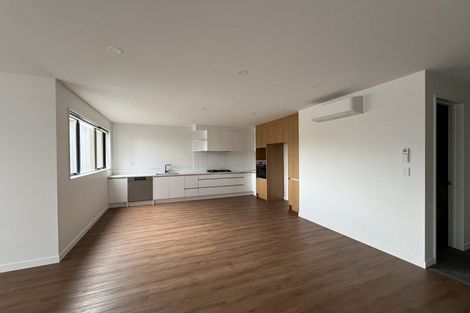 Photo of property in 30 Monstedt Terrace, Windsor Park, Auckland, 0632