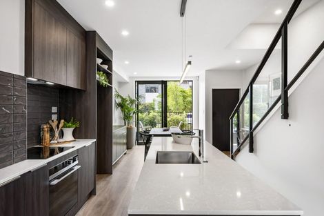 Photo of property in 2/19 Windlass Street, Long Bay, Auckland, 0630