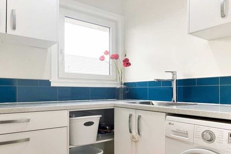 Photo of property in 92 Kendal Avenue, Burnside, Christchurch, 8053