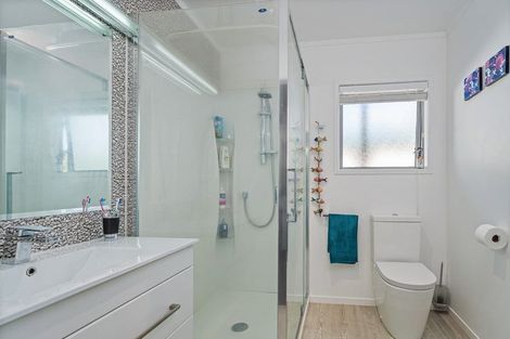 Photo of property in 36 Oyster Drive, Cooks Beach, Whitianga, 3591