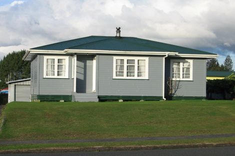 Photo of property in 43 Lomond Avenue, Tokoroa, 3420
