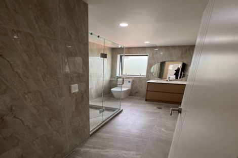 Photo of property in 38 Greenhill Crescent, Pakuranga, Auckland, 2010