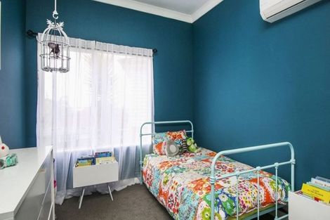 Photo of property in 89 Roberts Road, Te Atatu South, Auckland, 0610