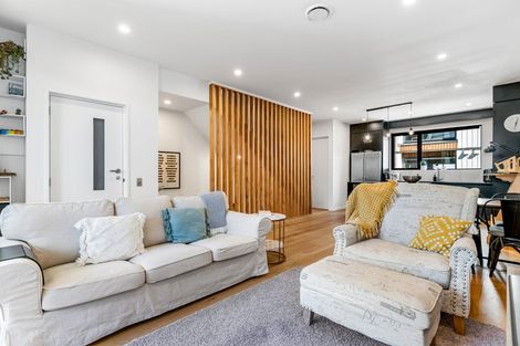 Photo of property in 7/16 Williamson Avenue, Belmont, Auckland, 0622