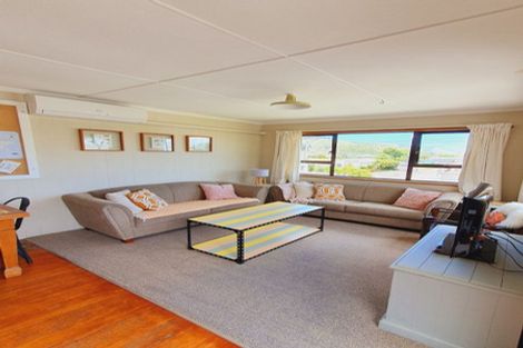 Photo of property in 3 Ratau Street, Mahia, Nuhaka, 4198