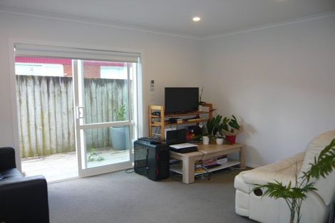 Photo of property in 79u7 Carrington Avenue, Silverdale, Hamilton, 3216