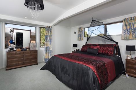 Photo of property in 3 Idesia Grove, Matua, Tauranga, 3110