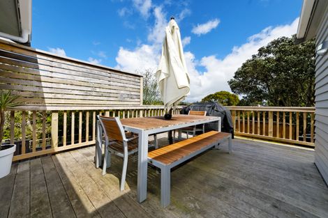 Photo of property in 43 Redwood Drive, Massey, Auckland, 0614