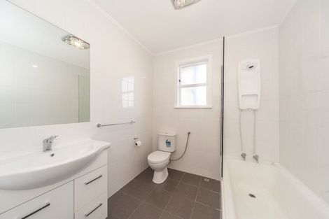 Photo of property in 120 Owen Street, Newtown, Wellington, 6021