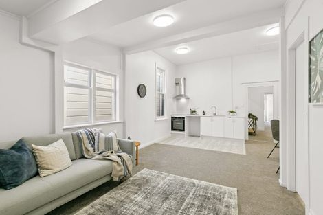 Photo of property in 104 Wallace Street, Mount Cook, Wellington, 6021