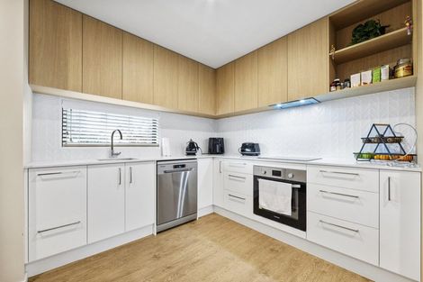 Photo of property in 4/27 Bartlett Street, Riccarton, Christchurch, 8011