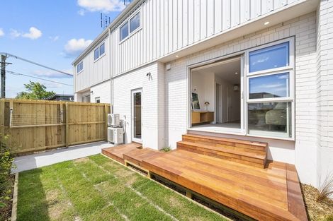 Photo of property in 16c Bass Street, Woolston, Christchurch, 8062
