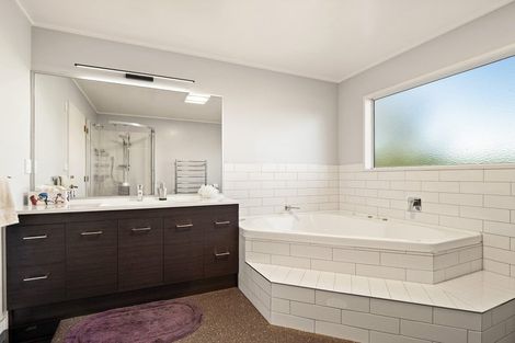 Photo of property in 19 Forsyth Road, Milton, 9291