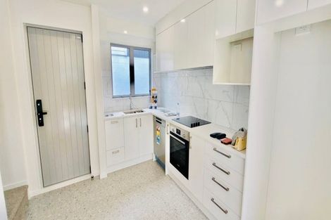 Photo of property in 9/24 Mili Way, Ranui, Auckland, 0612