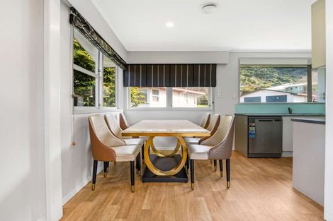 Photo of property in 9 Teal Place, Selwyn Heights, Rotorua, 3015