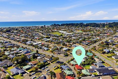 Photo of property in 52a Marriotts Road, North New Brighton, Christchurch, 8083