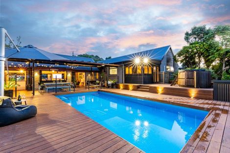 Photo of property in 531 Frankley Road, Hurworth, New Plymouth, 4371