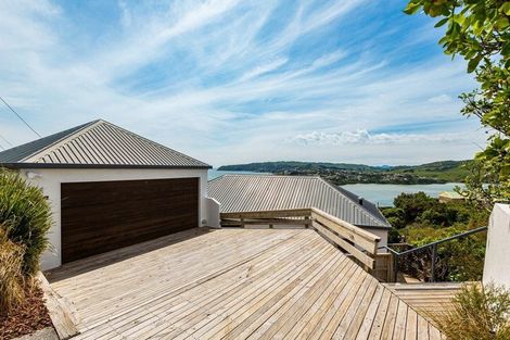 Photo of property in 37 Kahu Road, Paremata, Porirua, 5024
