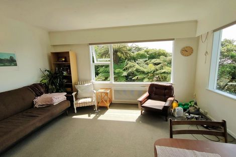 Photo of property in 21 Highbury Crescent, Highbury, Wellington, 6012