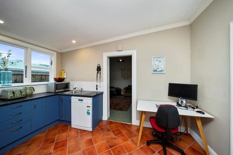 Photo of property in 22 Milmoe Street, Hawera, 4610