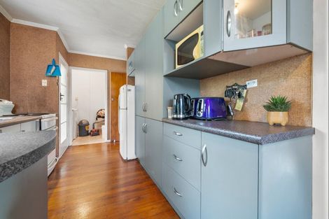 Photo of property in 203 Frankley Road, Frankleigh Park, New Plymouth, 4310