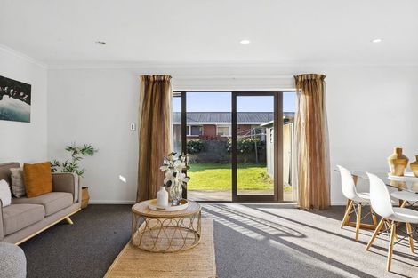 Photo of property in 21 Arney Street, South Dunedin, Dunedin, 9012