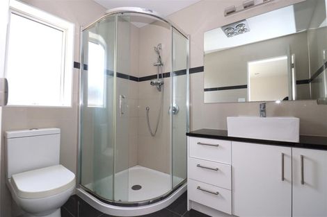 Photo of property in 10 Cahir Place, Flat Bush, Auckland, 2019