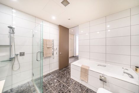 Photo of property in Trieste, 346u1 Oriental Parade, Oriental Bay, Wellington, 6011