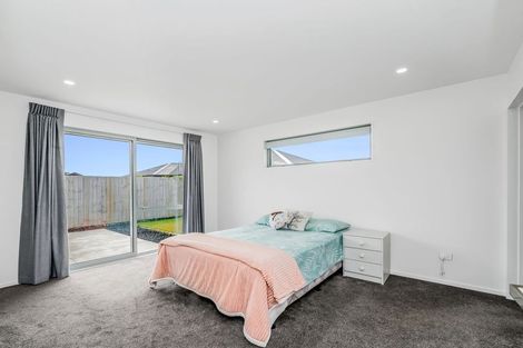 Photo of property in 17 Lewis Crescent, Rolleston, 7614