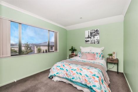 Photo of property in 69 Amesbury Drive, Churton Park, Wellington, 6037