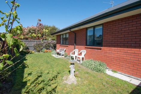 Photo of property in 526 Mairehau Road, Parklands, Christchurch, 8083