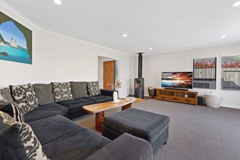 Photo of property in 16a Haven Grove, Papamoa Beach, Papamoa, 3118
