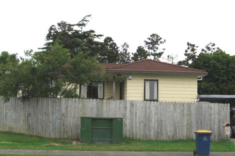 Photo of property in 1/18 Edwin Freeman Place, Ranui, Auckland, 0612