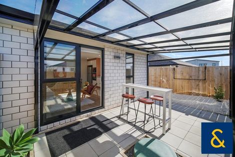 Photo of property in 8 Rorotu Avenue, Karaka, Papakura, 2113