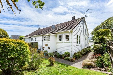 Photo of property in 21 Feist Street, Naenae, Lower Hutt, 5011