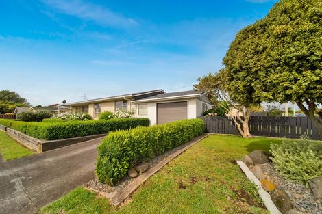 Photo of property in 14 Rimu Street, Hawera, 4610