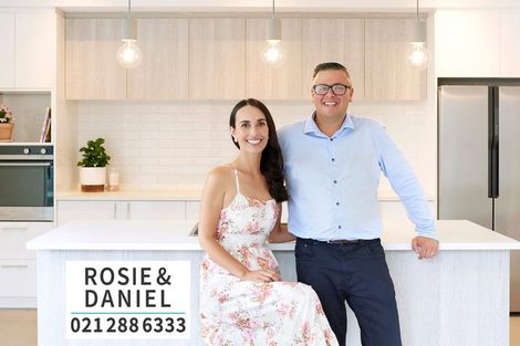 Photo of property in 12b Chapman Road, Te Atatu Peninsula, Auckland, 0610