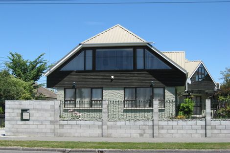 Photo of property in 423 Avonhead Road, Avonhead, Christchurch, 8042