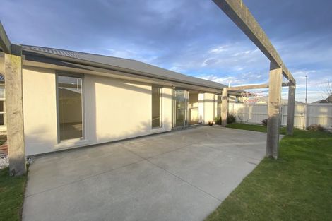 Photo of property in 24 Burnham School Road, Rolleston, 7614