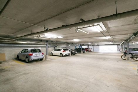 Photo of property in Luxford Villas, 110/72u Herald Street, Berhampore, Wellington, 6023