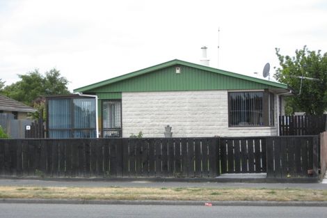 Photo of property in 473 Mairehau Road, Parklands, Christchurch, 8083